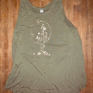 XXL graphic sleeveless top from old navy